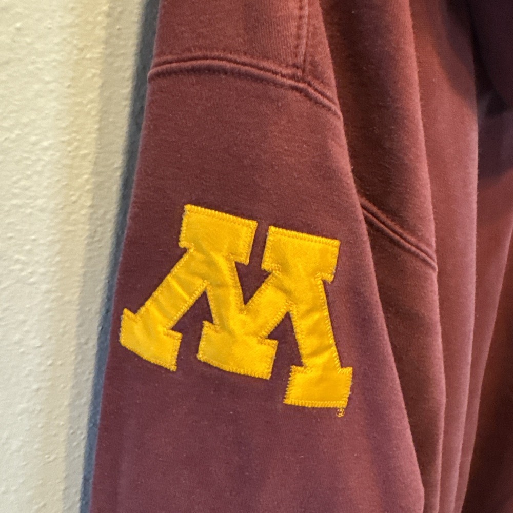 Minnesota Embroidered‎ Hoodie Burgundy ?XXL 29" Pit to Pit | MSRP = $60 - Picture 6 of 6